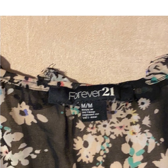 Bundle of Camisoles/blouses - Picture 7 of 7